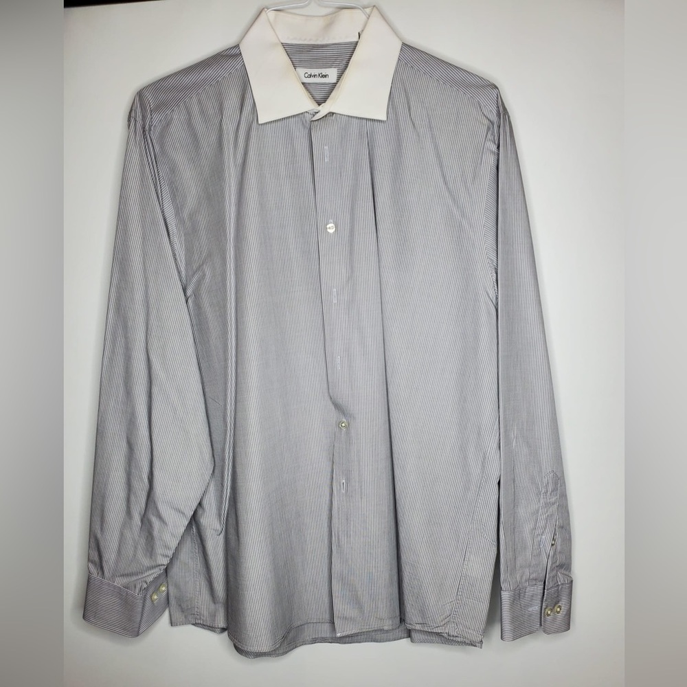 Calvin Klein White Collared Striped Long Sleeve Button down shirt 17 34-35